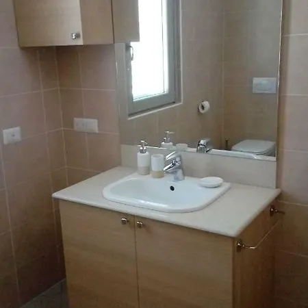 Laurus Ivan Apartment